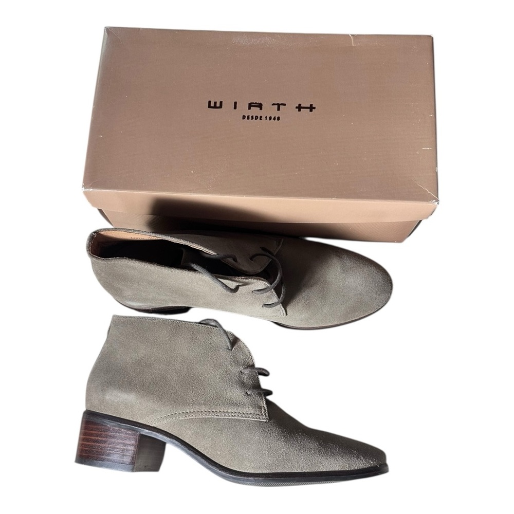 Wirth Women’s Ankle Boots size 8.5 Women’s Lace Up Suede Grey Fall Winter Shoes